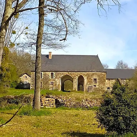 La Chaussee D'olivet En Mayenne 3*