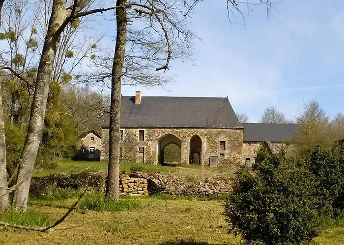 La Chaussee D'olivet En Mayenne Bed & Breakfast